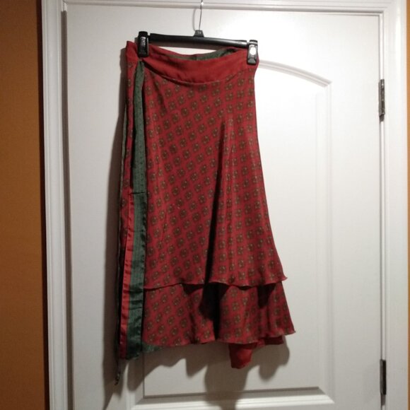 Red and Green Hawaiian Layered Wrap Skirt - Picture 3 of 6